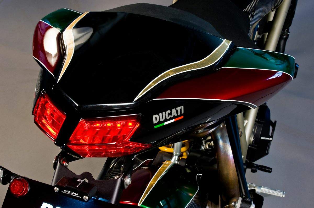 Ducati Streetfighter by Rizoma  1