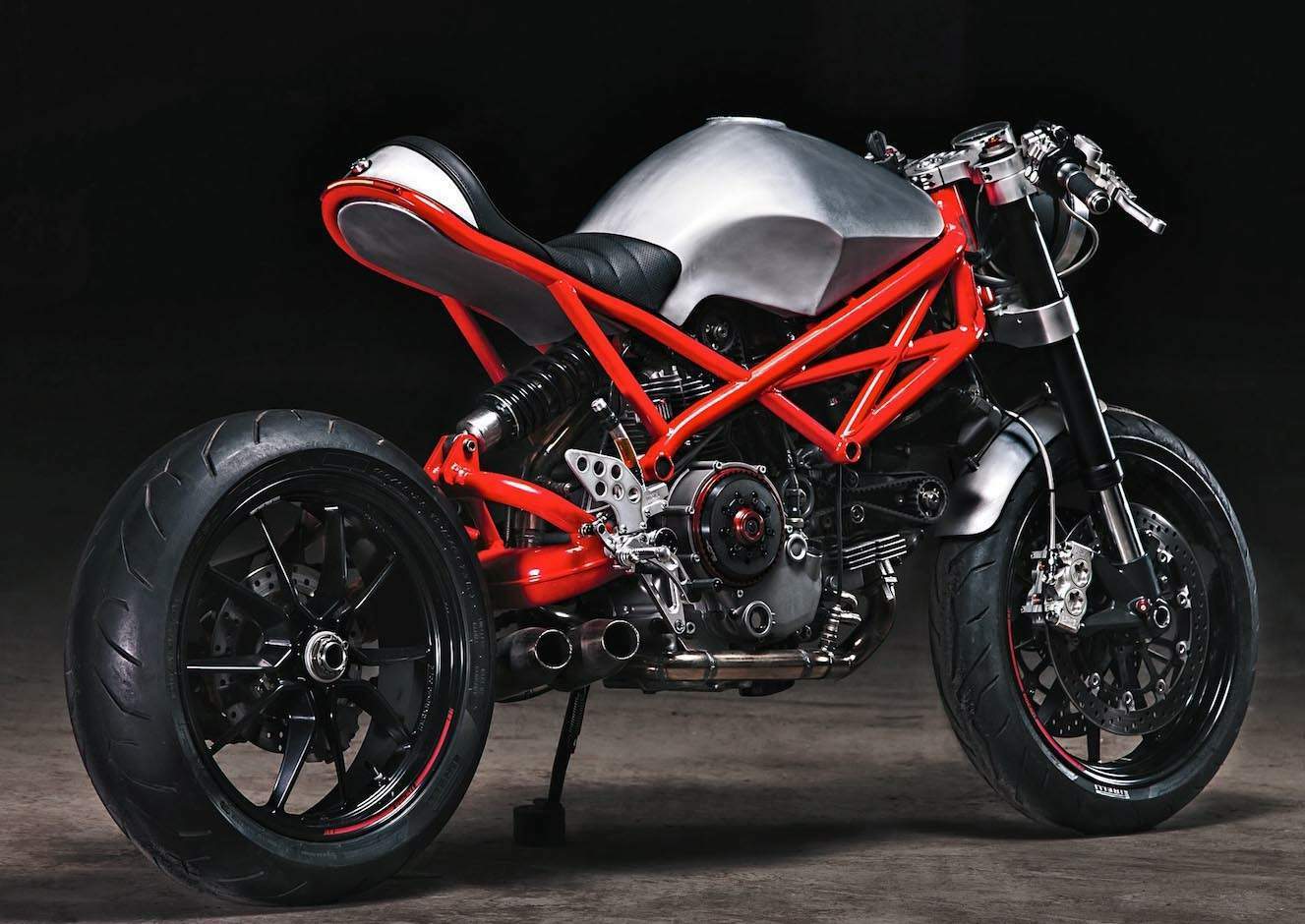 Ducati Monster 1100 Evo  2